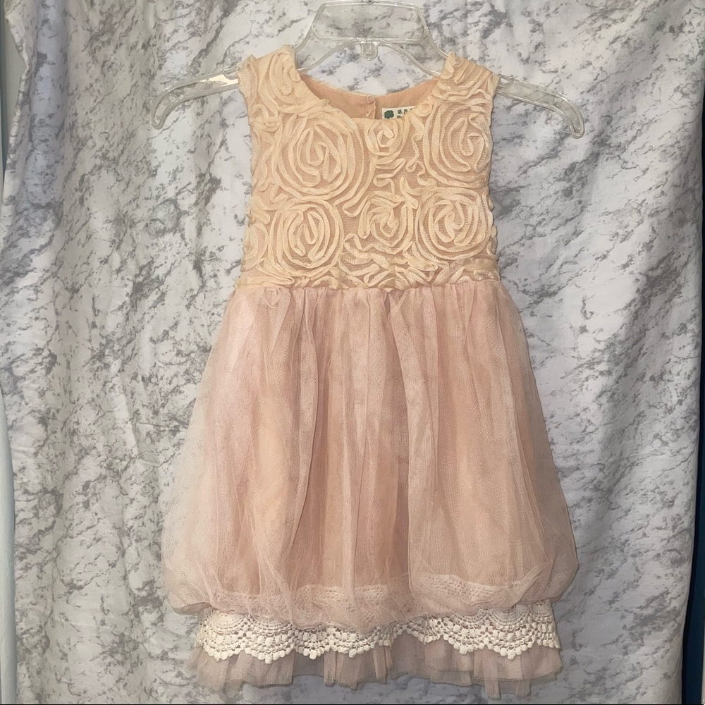 🌺Girls/toddler Dress.  color: dusty pink.  Size: 3T(tag says 11) - Picture 2 of 5